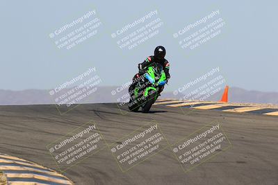 media/Mar-28-2022-Superbike Trackdays (Mon) [[b8603d0f67]]/Open Track Time/Turns 9 and 10/